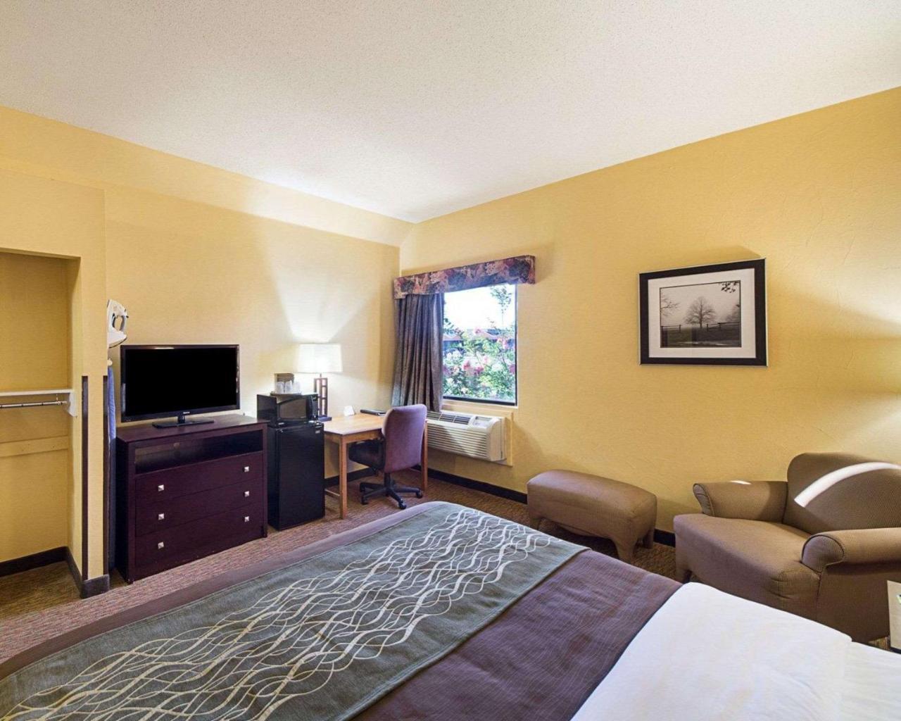 Comfort Inn Near Medical Center Мишен Экстерьер фото